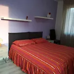Sweet Irene Deluxe Balcony & Elevator Apartamento *