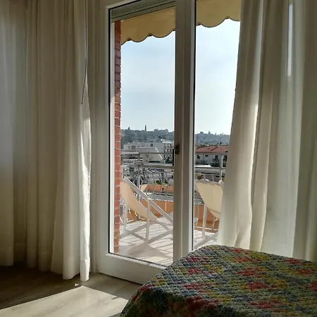 Διαμέρισμα Sweet Irene Deluxe Balcony & Elevator Μπαρντολίνο