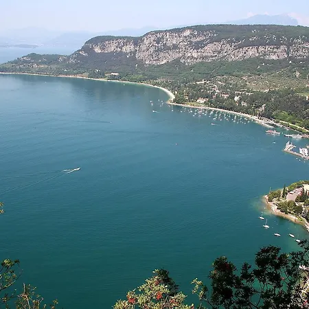 Sweet Irene Deluxe Balcony & Elevator Апартаменты *