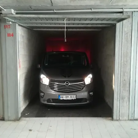 Sweet Irene Deluxe Balcony & Elevator 아파트