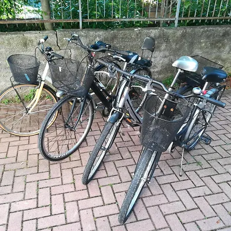 Sweet Irene Deluxe Balcony & Elevator 아파트