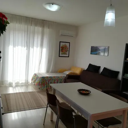 Sweet Irene Deluxe Balcony & Elevator 바르돌리노