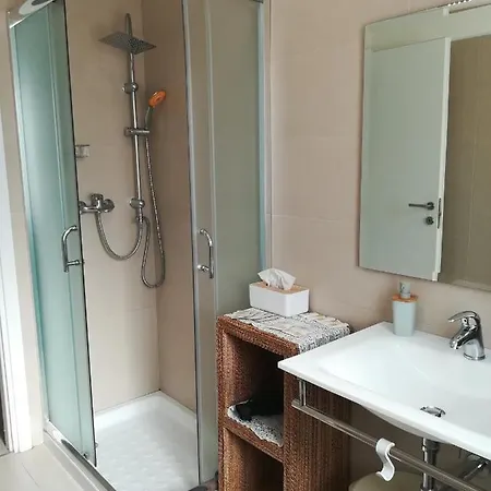 Sweet Irene Deluxe Balcony & Elevator 아파트 *